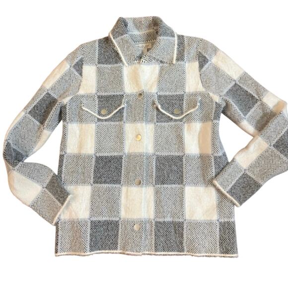 Rachel Zoe White and Gray Plaid Eyelash Yarn Knit Shacket Cardigan EUC Womens L - Picture 1 of 8